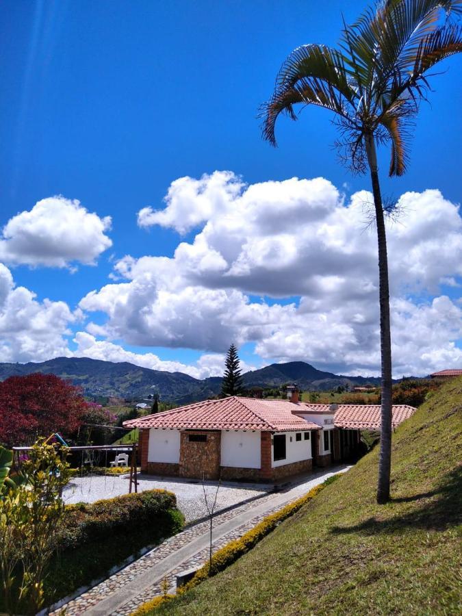 CASA DE CAMPO,EL PEÑOL,GUATAPE-desayuno solo pareja Villa Exterior foto